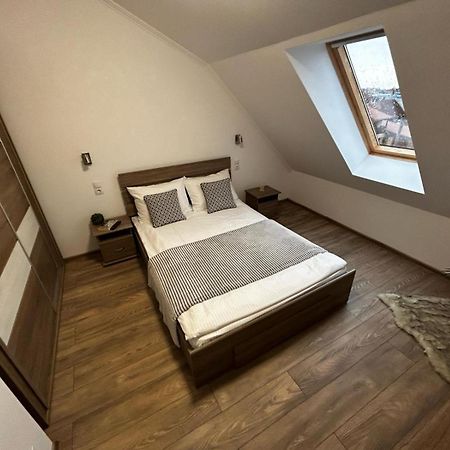 D&M Apartments 2 Satu Mare Extérieur photo